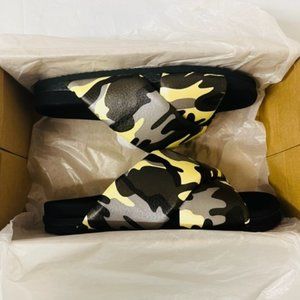 ROAM Women's Grey Camo Cross Slippers, Size 38- NEW IN BOX